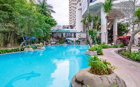 Beachfront Deluxe Double Loft + Seaview Balcony @ D' Beach Suites