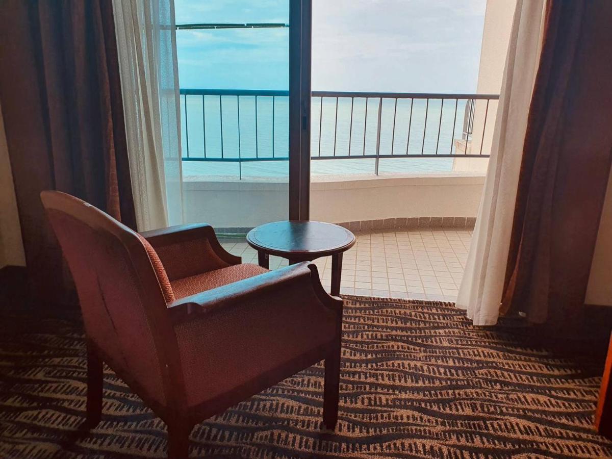 Seaview Deluxe Studio Couples Room S Tanjung Bungah (Penang) Luaran gambar