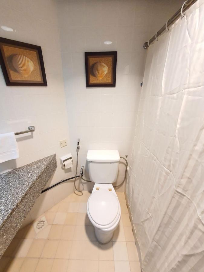 Seaview Deluxe Studio Couples Room S Tanjung Bungah (Penang) Luaran gambar