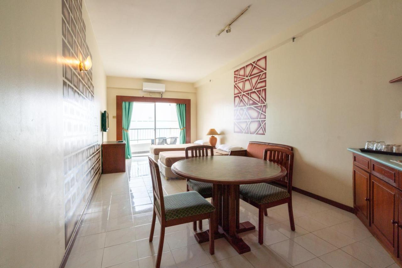 Seaview Deluxe Studio Couples Room S Tanjung Bungah (Penang) Luaran gambar