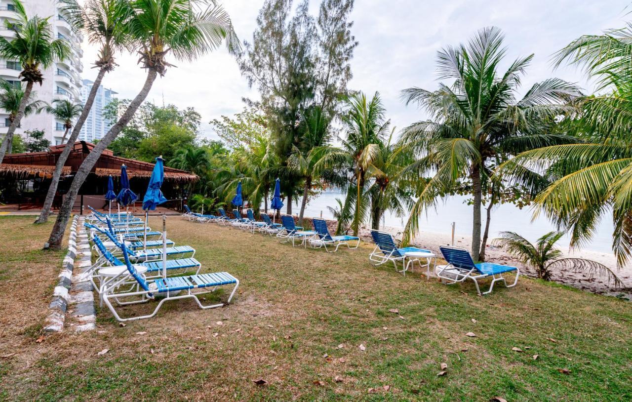 Seaview Deluxe Studio Couples Room S Tanjung Bungah (Penang) Luaran gambar