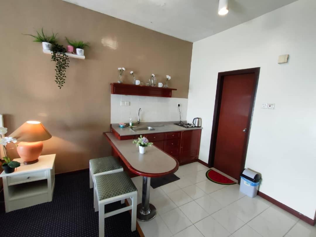 Seaview Deluxe Studio Couples Room S Tanjung Bungah (Penang) Luaran gambar